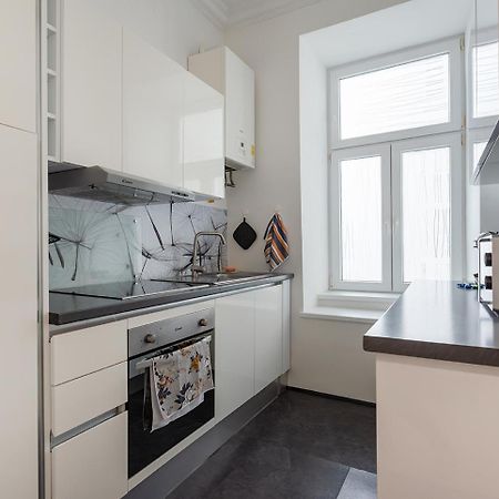 Neu, Renoviert Und Ruhig, 20 Minuten Ins Zentrum Wien Exterior foto