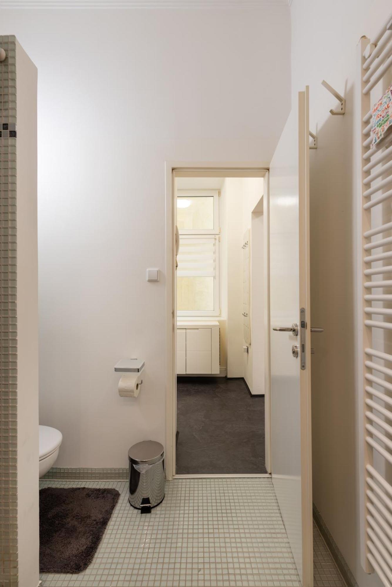 Neu, Renoviert Und Ruhig, 20 Minuten Ins Zentrum Wien Exterior foto